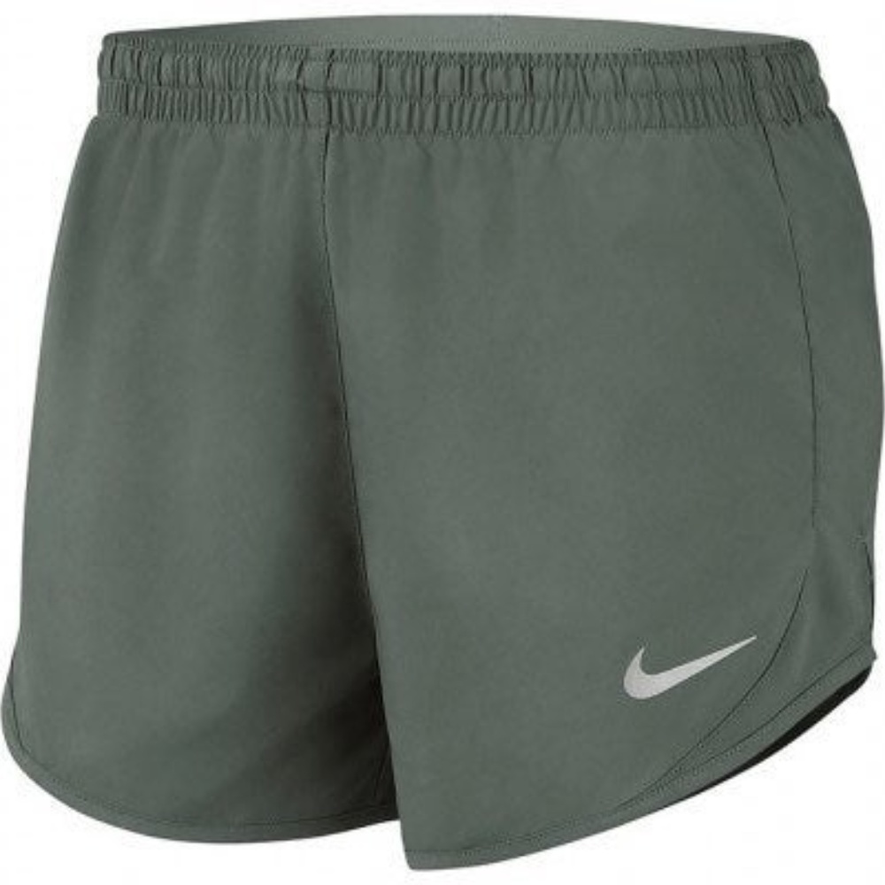 NWOT Nike Tempo Lux 3" Shorts Womens